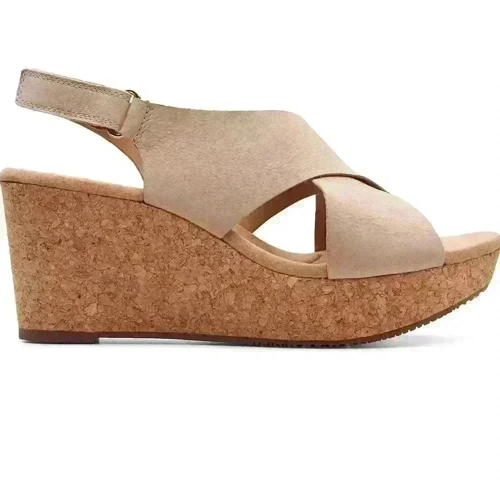 Clarks Women's Annadel Eirwyn Wedge Sandal